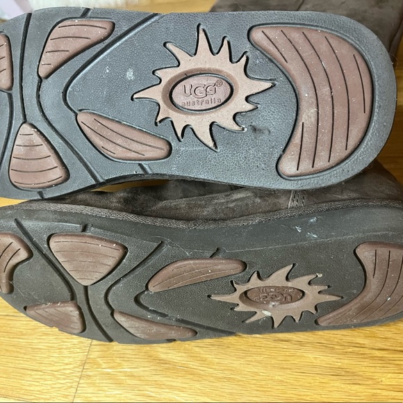 Ugg Boots - Picture 8 of 9